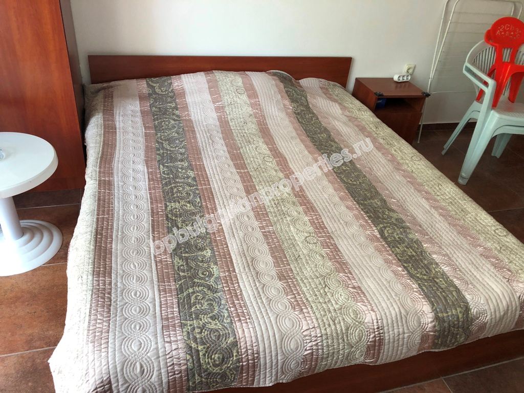 Мебелирано студио за продажба в центъра на Слънчев Бряг