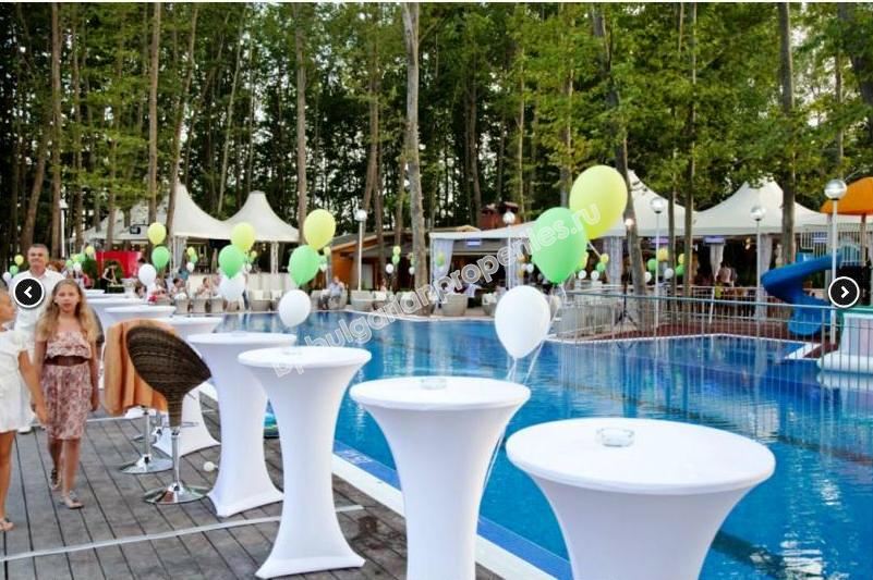 Едноспален мебелиран апартамент за продажба в елитен комплекс в курорта Слънчев Бряг