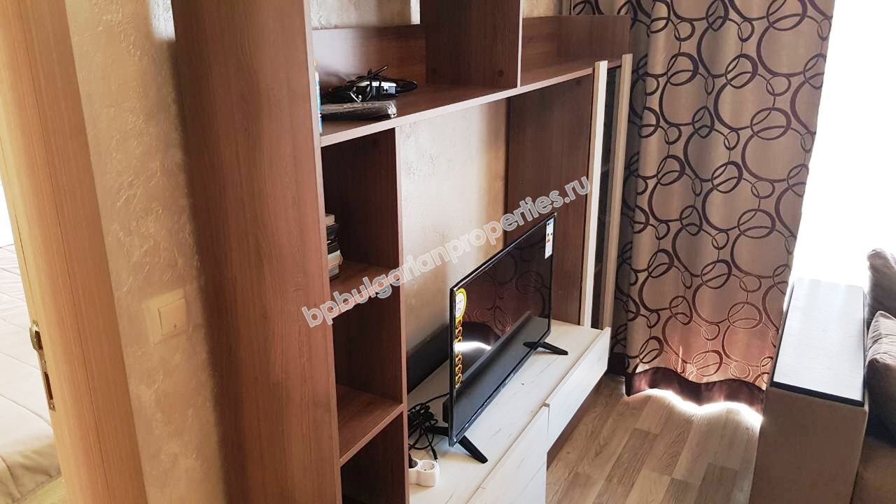 Едноспален мебелиран апартамент за продажба в елитен комплекс в курорта Слънчев Бряг