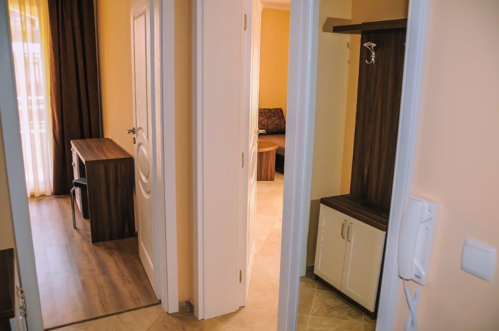 Луксозен апартамент за инвестиция в нов жилищен комплекс в Равда