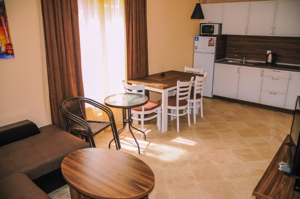 Луксозен апартамент за инвестиция в нов жилищен комплекс в Равда