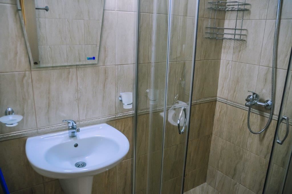 Луксозен апартамент в жилищен комплекс близо до морето в Равда