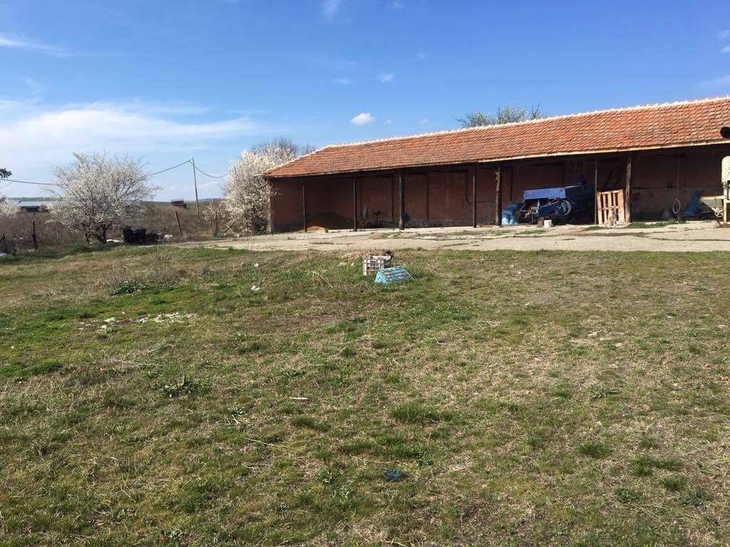 Селскостопански имот близо до Бургас