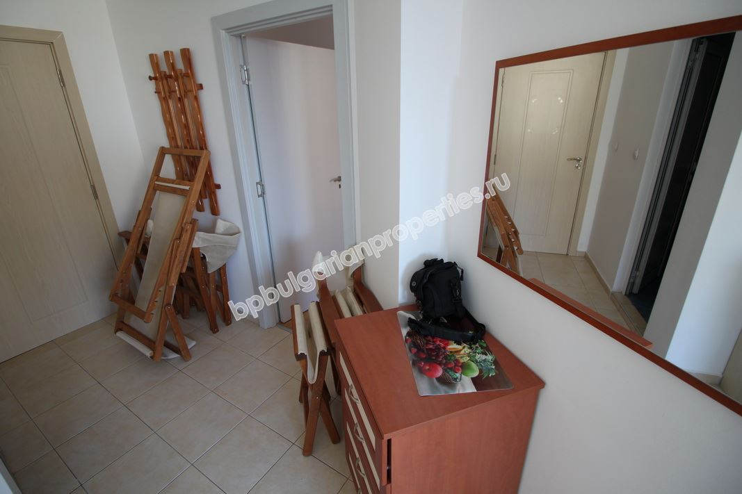 Евтин апартамент за инвестиция на 100 м от морето в Слънчев Бряг