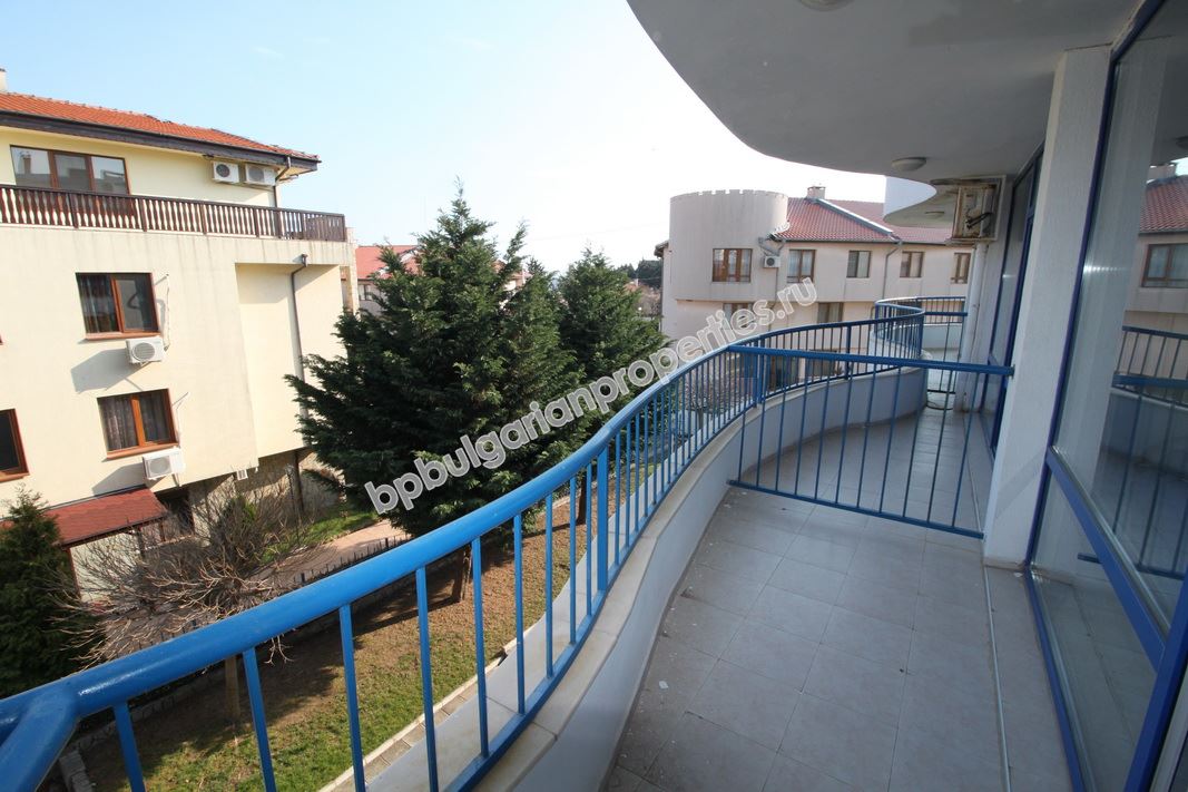 Евтин апартамент за инвестиция на 100 м от морето в Слънчев Бряг