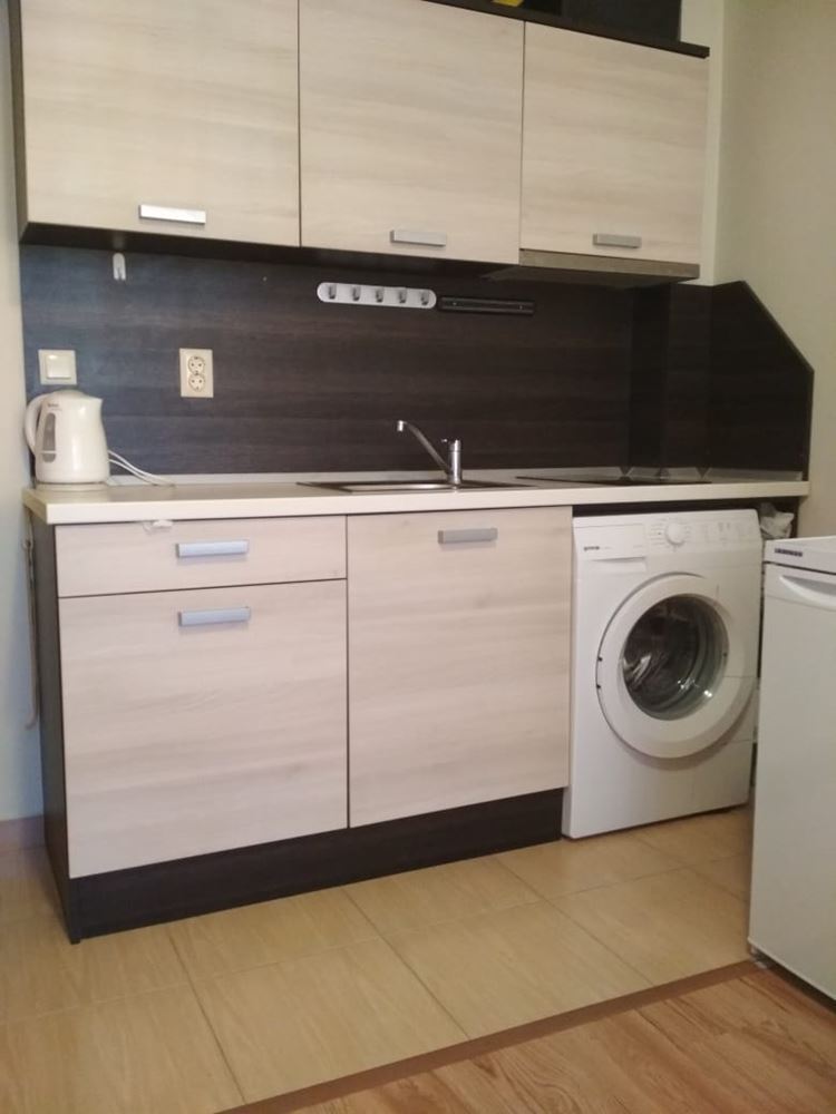 Обзаведено студио в затворен комплекс в централна част на Слънчев Бряг