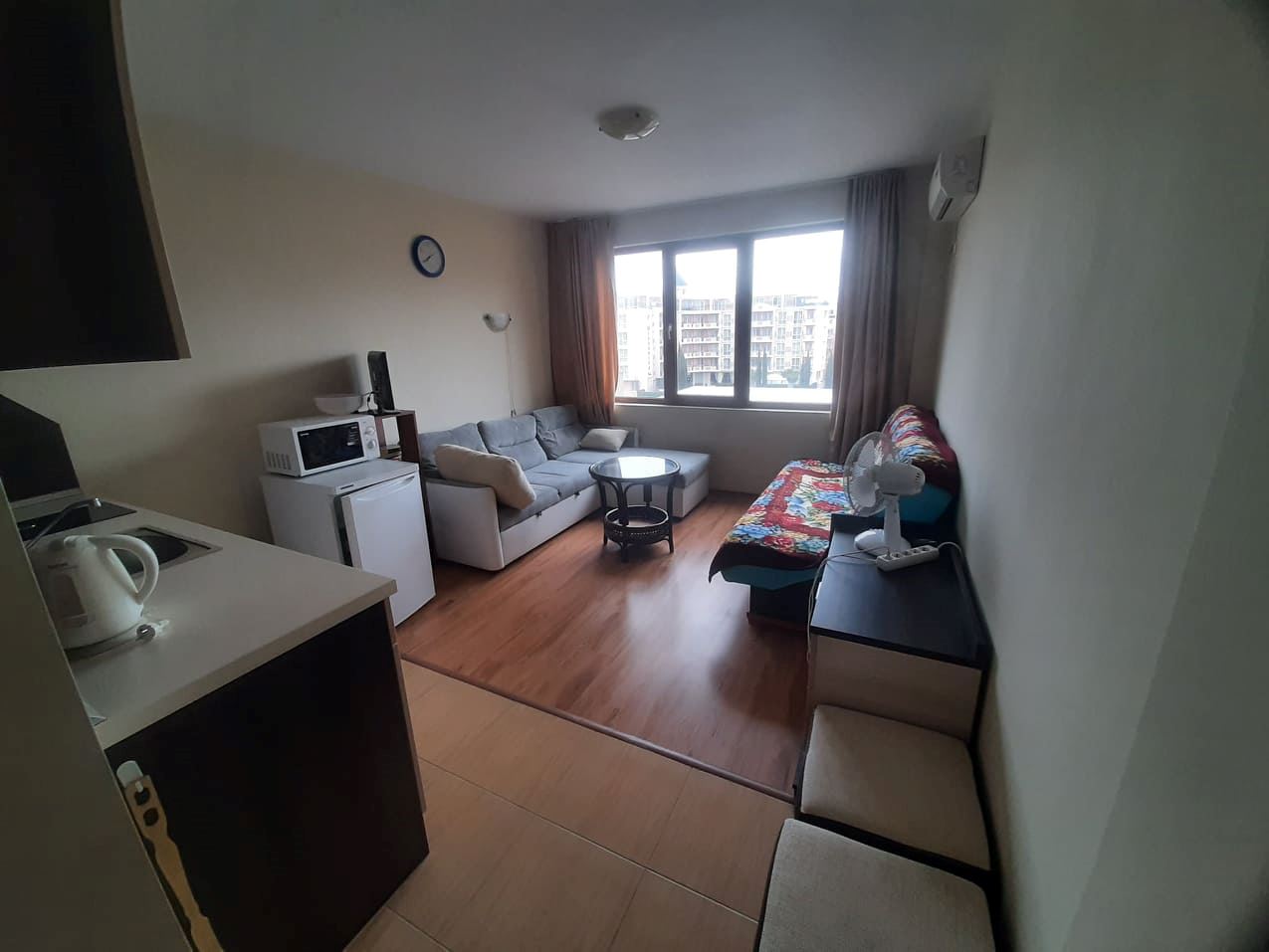 Обзаведено студио в затворен комплекс в централна част на Слънчев Бряг