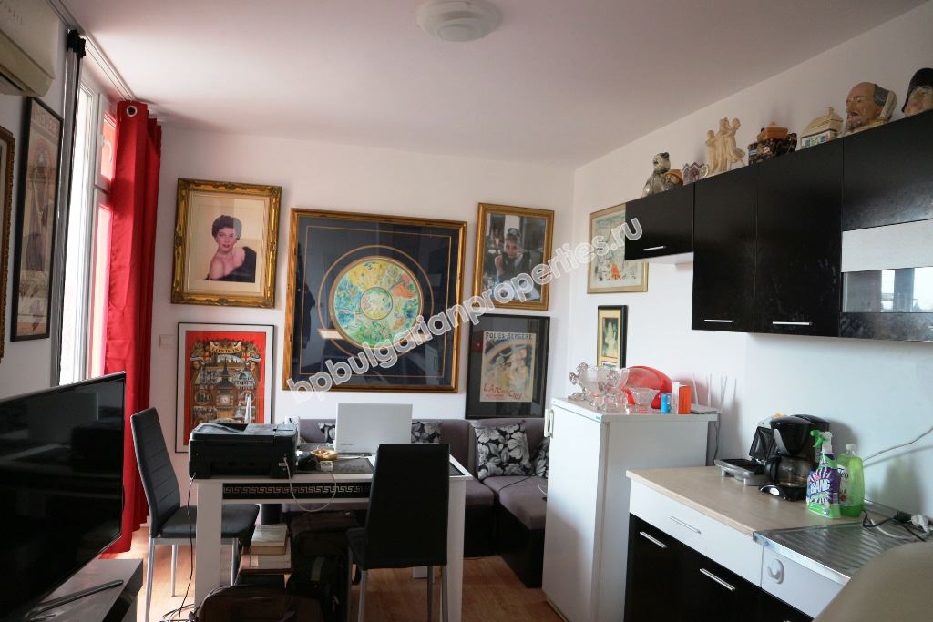 Евтин двустаен апартамент в Слънчев Бряг за инвестиция