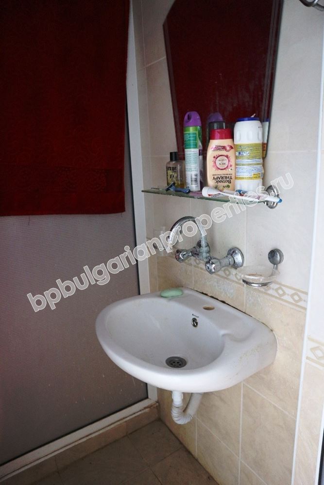 Евтин двустаен апартамент в Слънчев Бряг за инвестиция