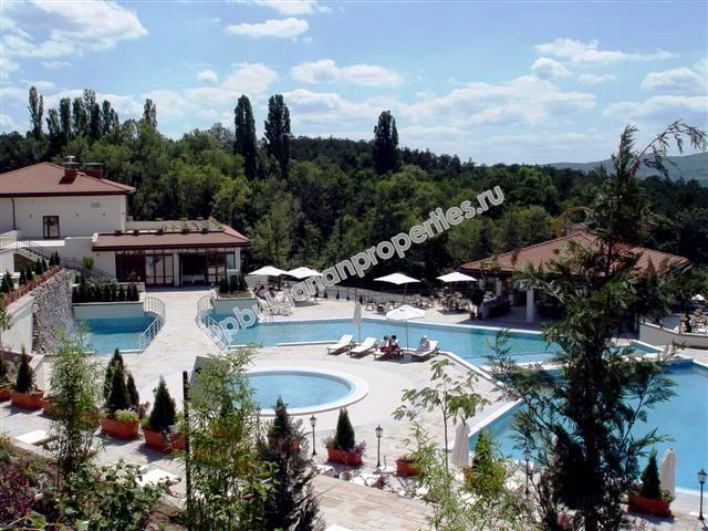 Тристаен апартамент с гледка море на първа линия в Созопол