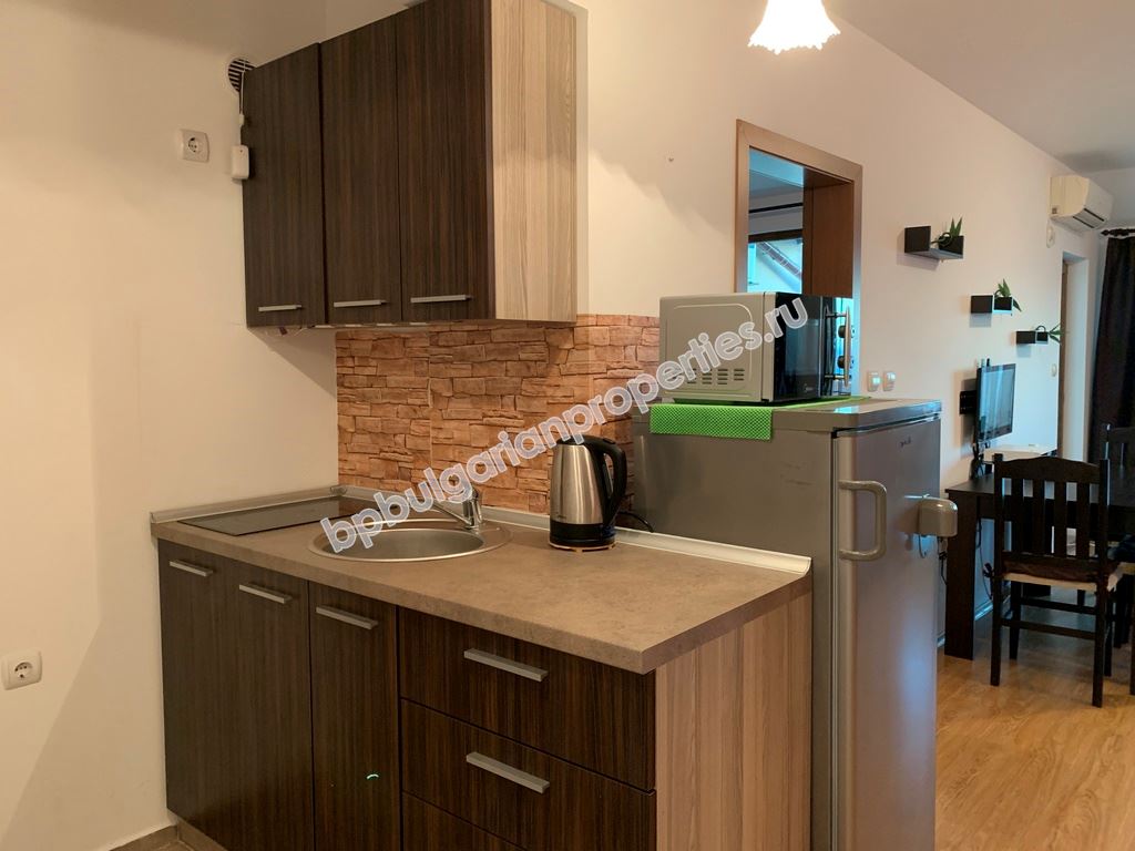 Апартамент с панорамна гледка море в центъра на Свети Влас