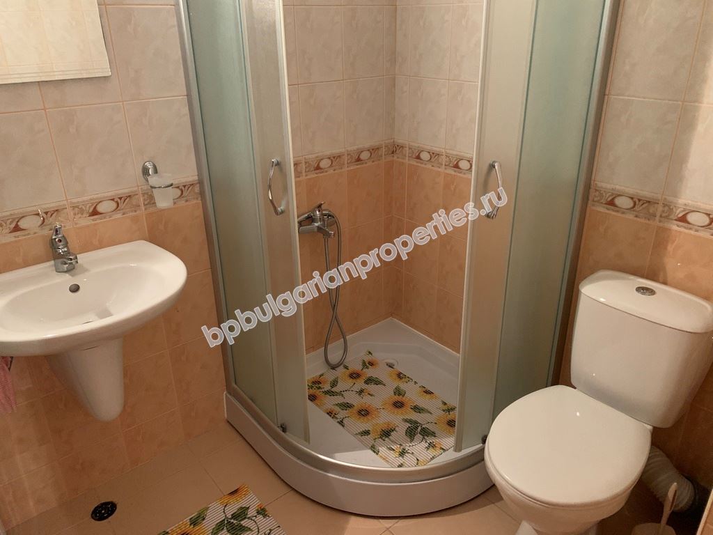 Апартамент с панорамна гледка море в центъра на Свети Влас