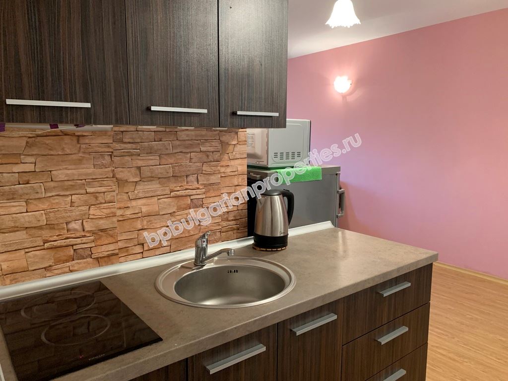 Апартамент с панорамна гледка море в центъра на Свети Влас