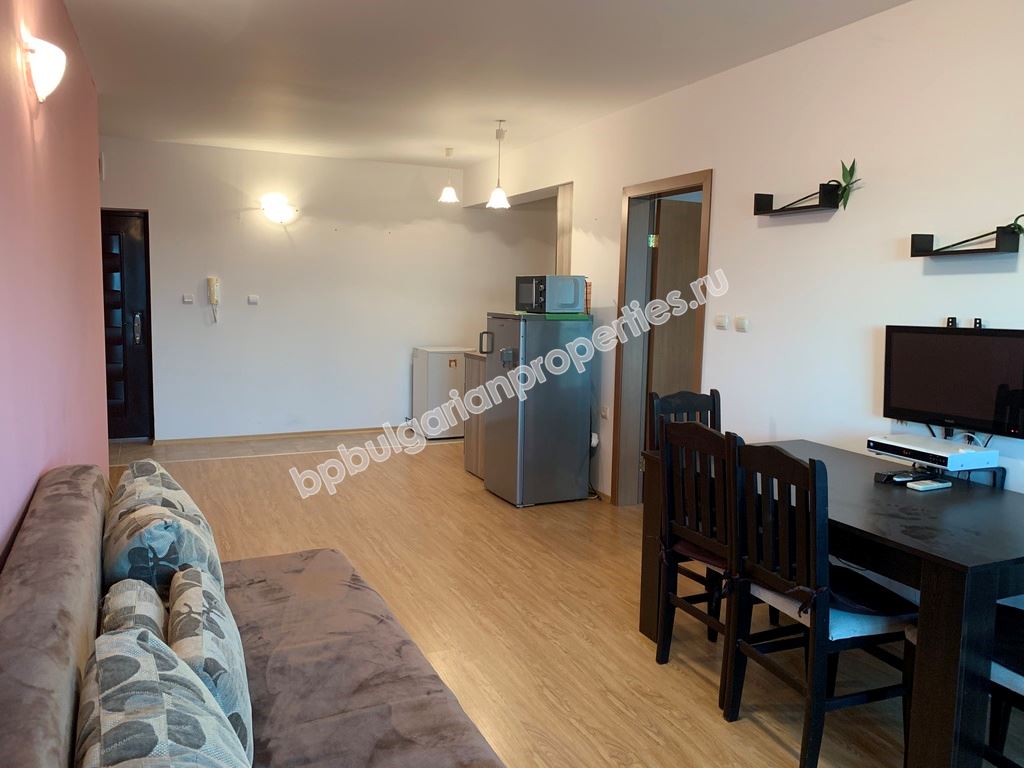 Апартамент с панорамна гледка море в центъра на Свети Влас