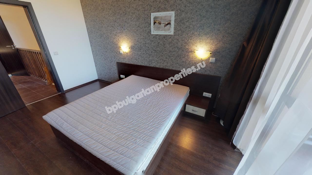 Двуетажен таунхаус на 2 км от плажа на изгодна цена