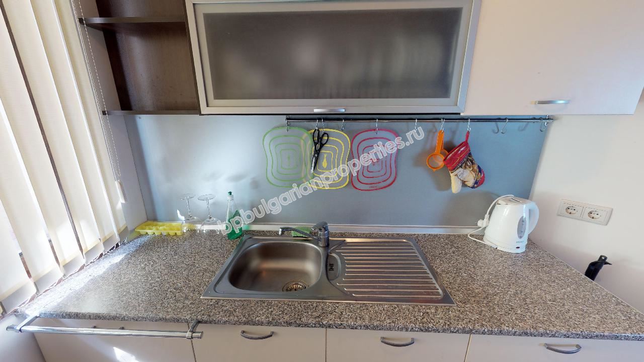 Двуетажен таунхаус на 2 км от плажа на изгодна цена