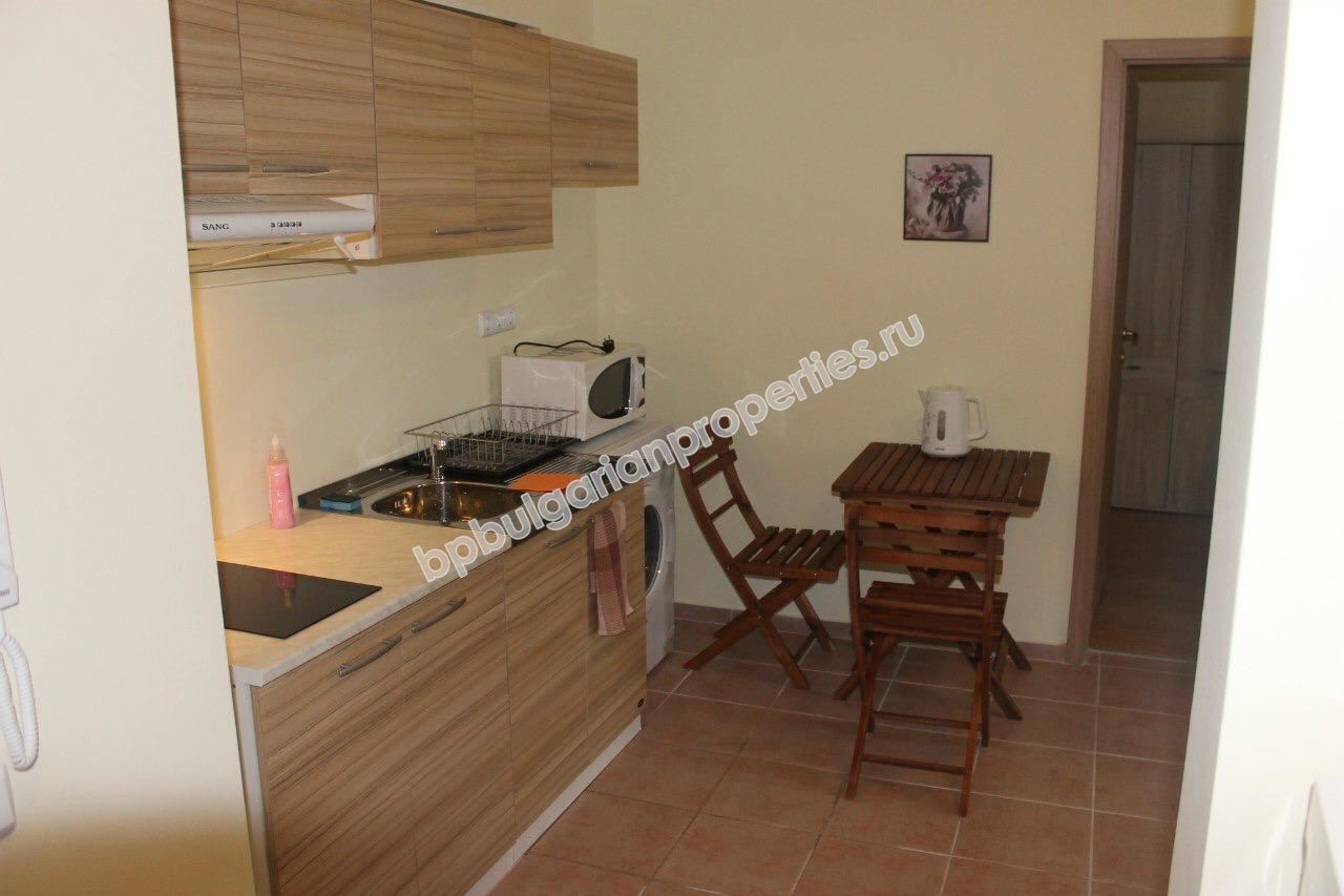 Двустаен апартамент в затворен комплекс в Слънчев Бряг