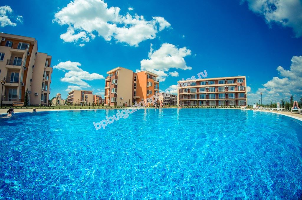 Двустаен апартамент в затворен комплекс в Слънчев Бряг