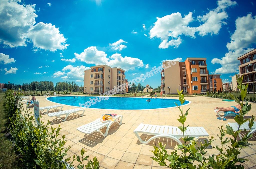 Двустаен апартамент в затворен комплекс в Слънчев Бряг