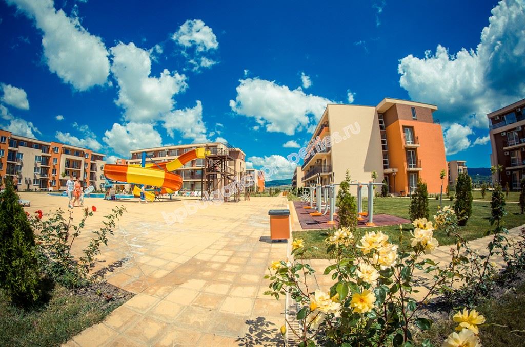 Двустаен апартамент в затворен комплекс в Слънчев Бряг