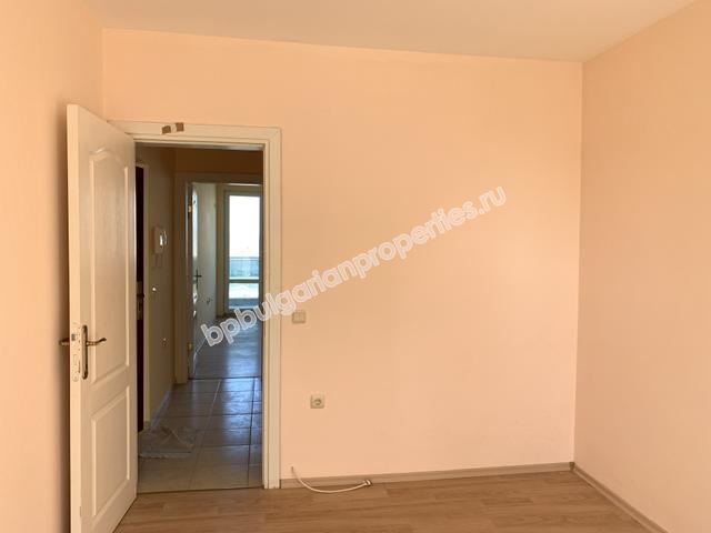 Евтин двустаен апартамент на първа линия в Поморие