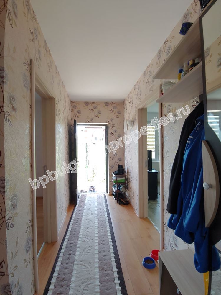 Двуетажна нова къща близо до Бургас