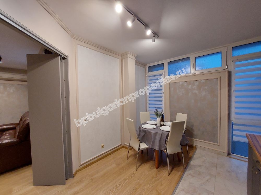 Луксозен апартамент в центъра на Поморие