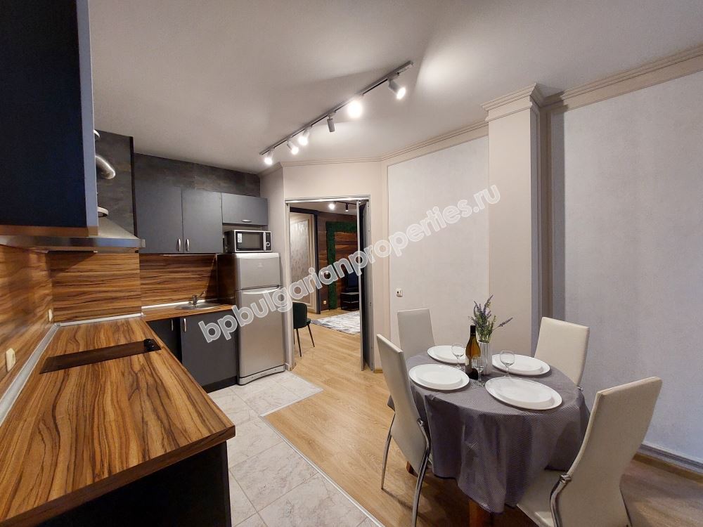 Луксозен апартамент в центъра на Поморие