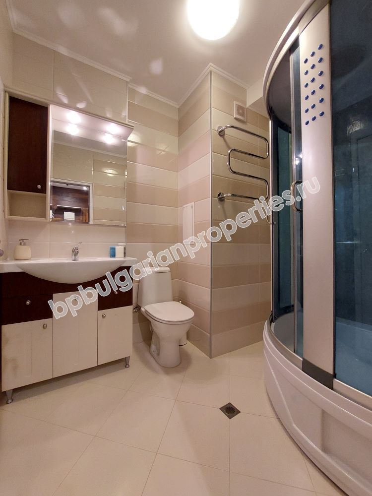 Луксозен апартамент в центъра на Поморие