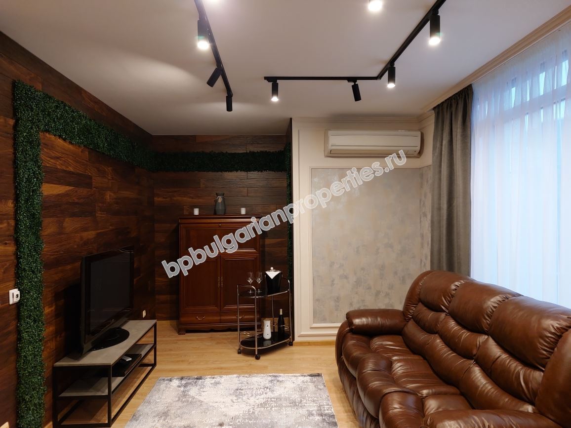 Луксозен апартамент в центъра на Поморие