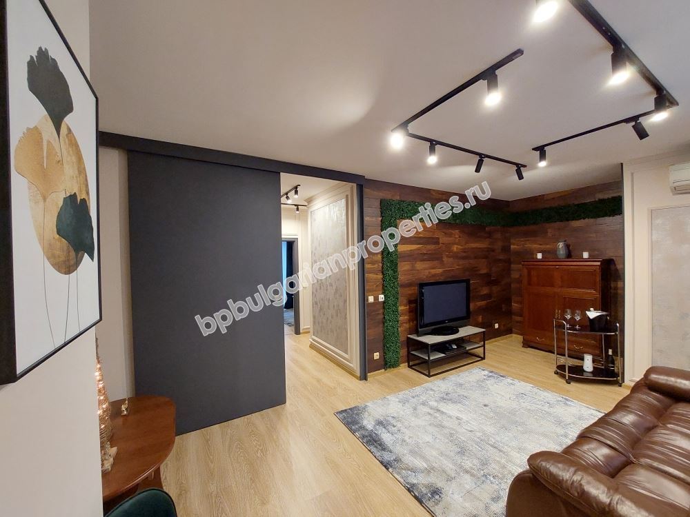 Луксозен апартамент в центъра на Поморие