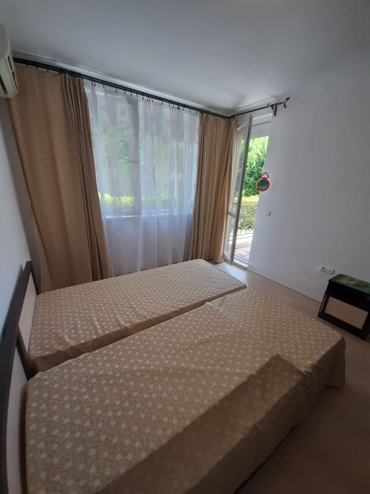 Двустаен апартамент в сграда без такса обслужване