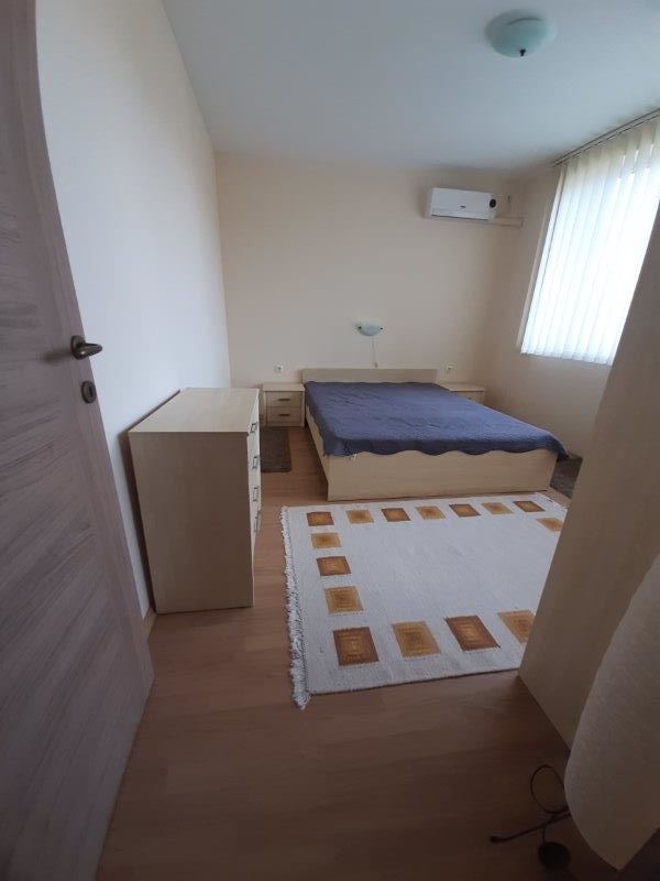 Апартамент в затворен комплекс на изгодна цена