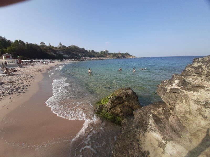 Панорамен апартамент в затворен комплекс на първа линия в Царево