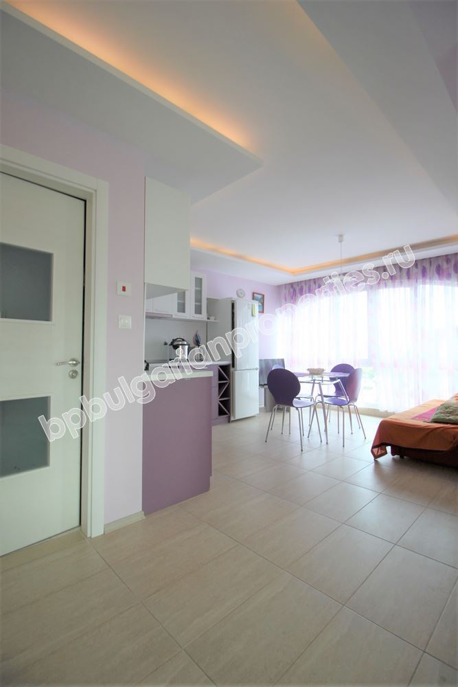 Обзаведен тристаен апартамент близо до морето в Равда Обзаведен тристаен апартамент близо до морето в Равда