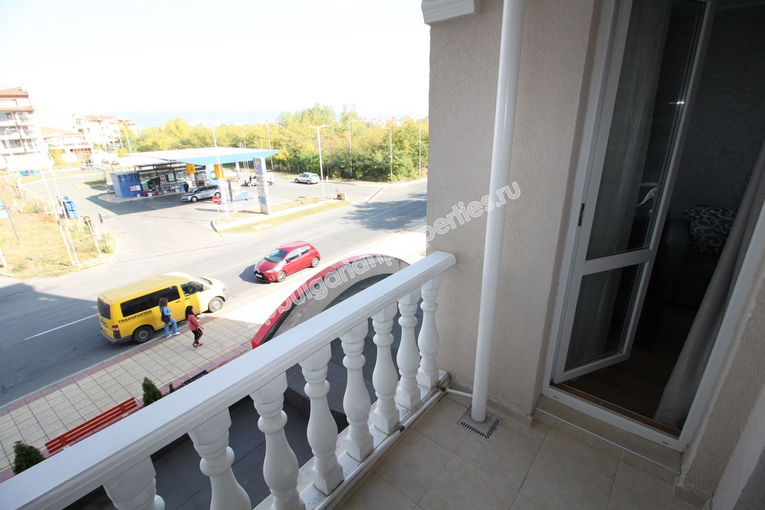 Апартамент с 2 спални в луксозен комплекс в Несебър