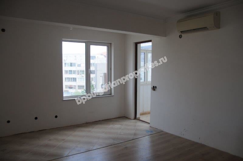 Многостаен апартамент в центъра на Несебър