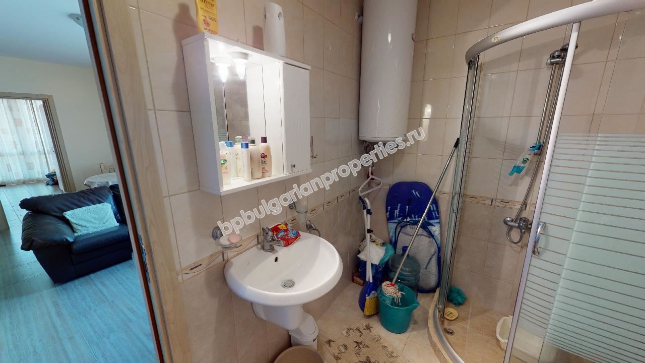 Евтин двустаен апартамент на 2 км от плажа