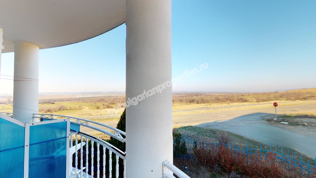 Евтин двустаен апартамент на 2 км от плажа