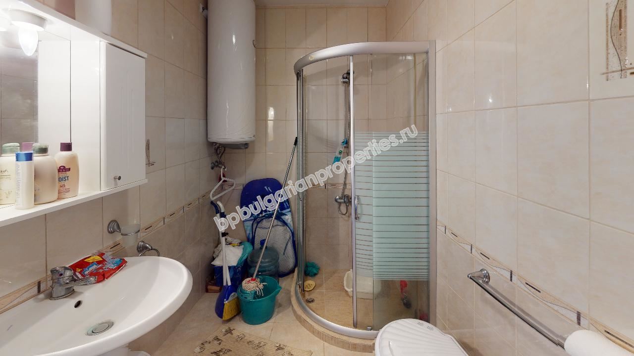 Евтин двустаен апартамент на 2 км от плажа