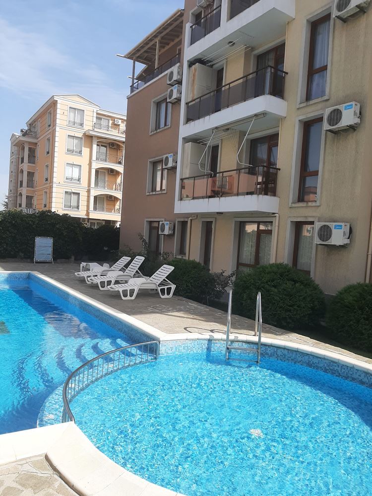 Хубав двустаен апартамент в комплексс басейн близо до морето в Равда Хубав двустаен апартамент в комплексс басейн близо до морето в Равда