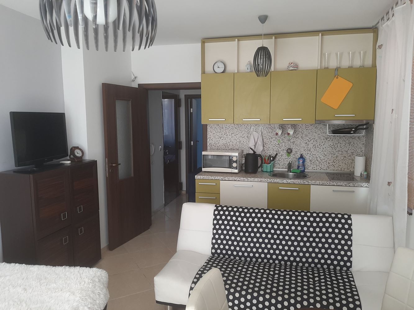 Хубав двустаен апартамент в комплексс басейн близо до морето в Равда Хубав двустаен апартамент в комплексс басейн близо до морето в Равда