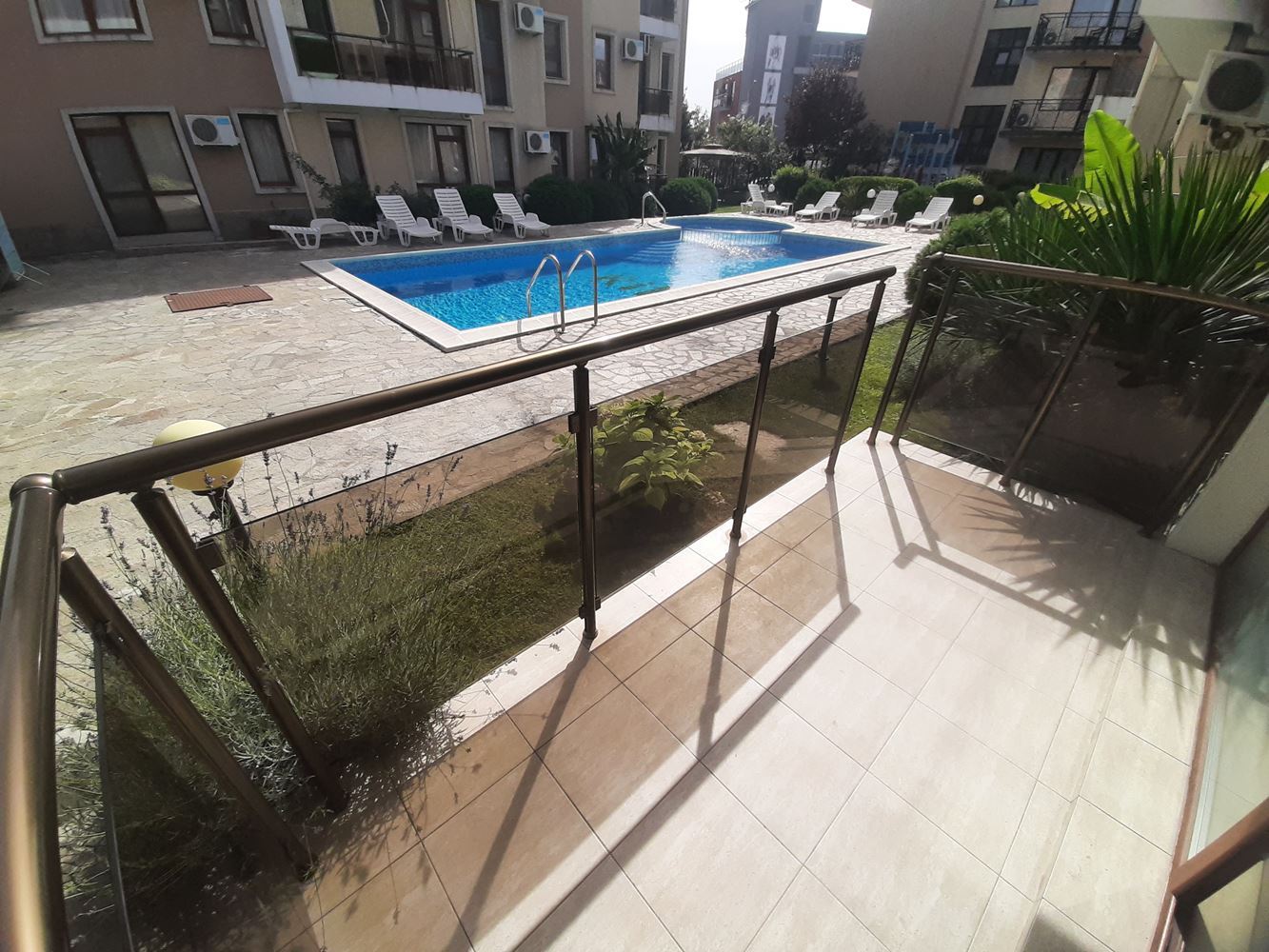 Хубав двустаен апартамент в комплексс басейн близо до морето в Равда Хубав двустаен апартамент в комплексс басейн близо до морето в Равда