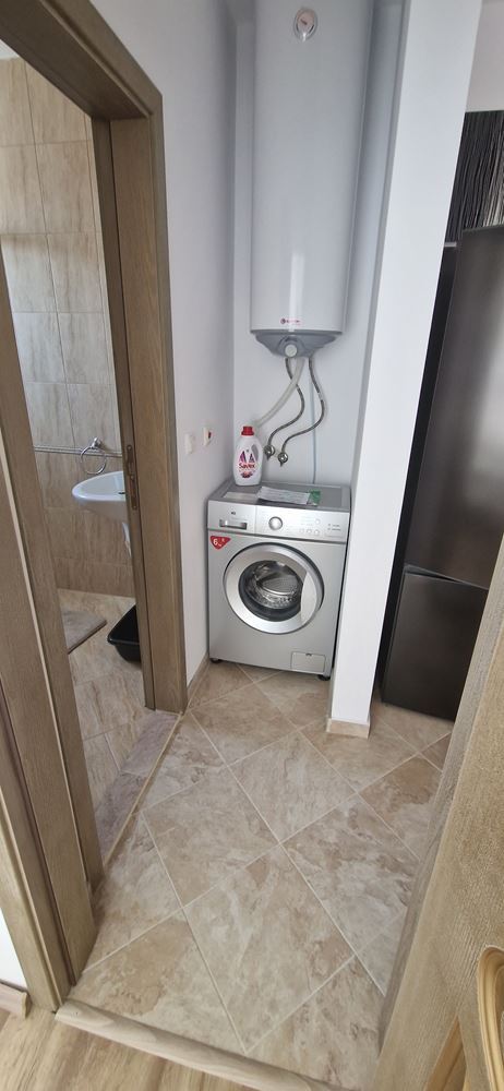 Нов двустаен апартамент за целогодишно живеене в Равда