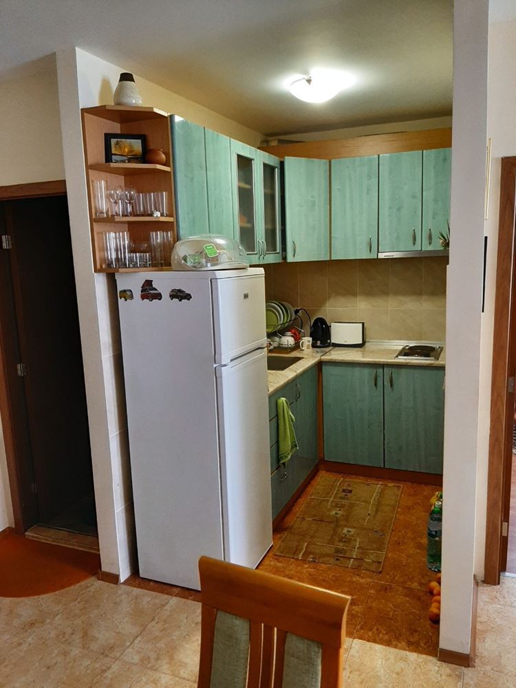 Обзаведен двустаен апартамент в затворен комплекс близо до Какао Бийч