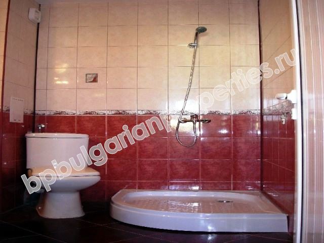 Семеен хотел за продажба в гр.Китен