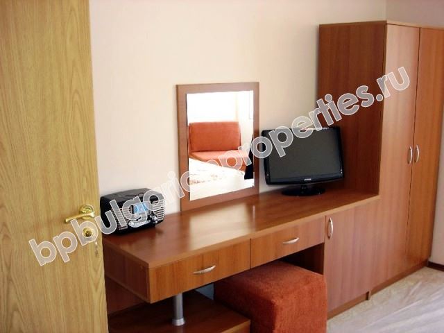 Семеен хотел за продажба в гр.Китен