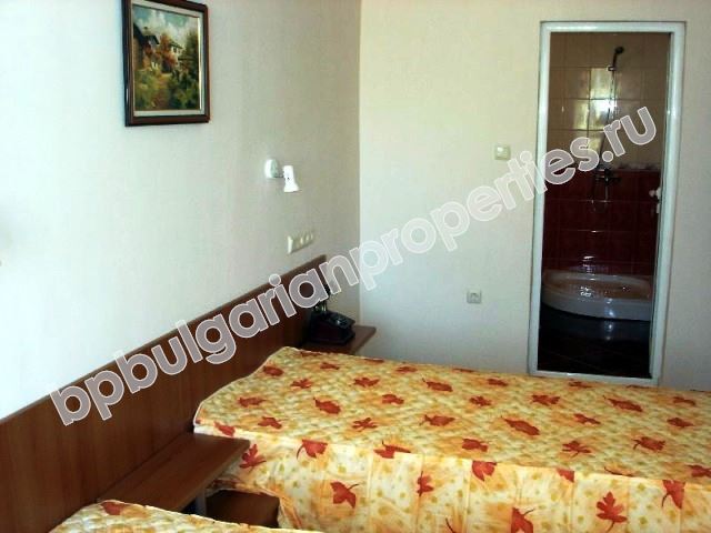 Семеен хотел за продажба в гр.Китен