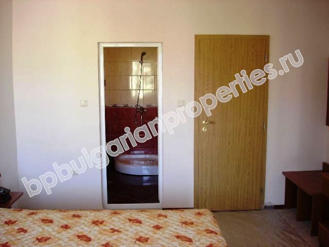 Семеен хотел за продажба в гр.Китен