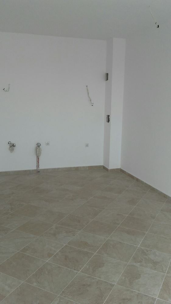 Двустаен апартамент с гледка море директно от строител